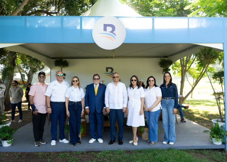 Leonardo Aguilera afirma compromiso de Banreservas con el turismo deportivo durante el cierre del Grand Thomas Celebrity Classic 2025