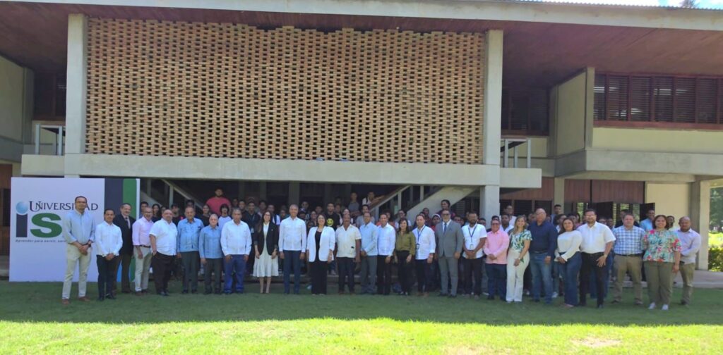 CORAASAN y Universidad ISA promueven diálogo sobre el agua para el desarrollo sostenible