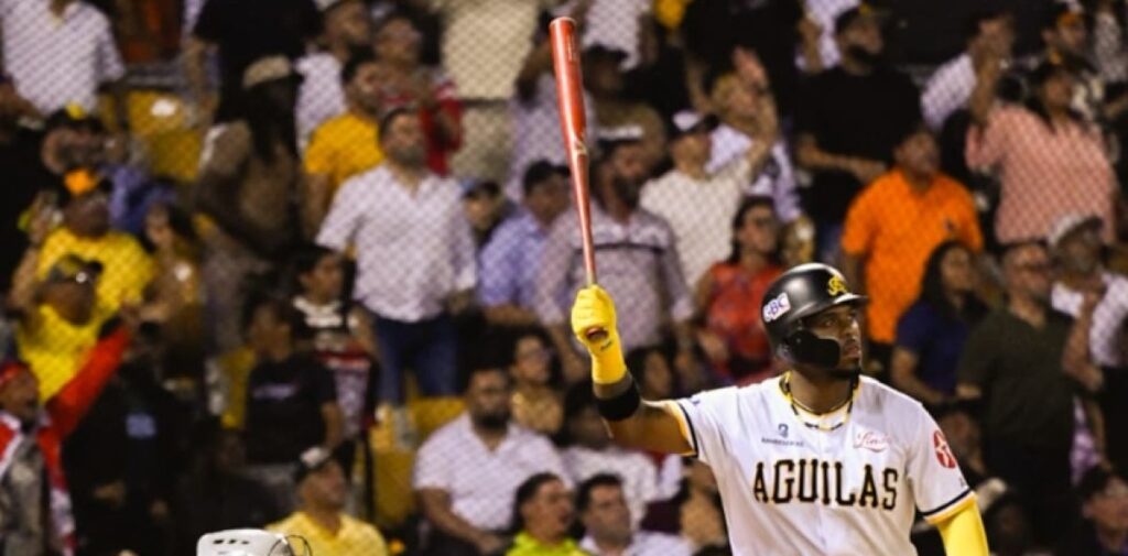 Colocan ahora su récord en 16-3 Águilas siguen firmes en el 1ro