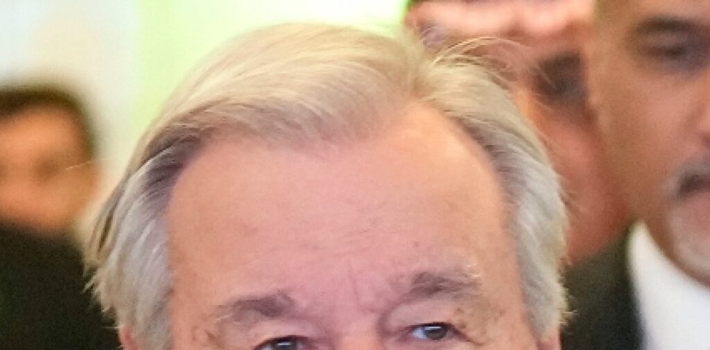 Jefe de ONU urge priorizar desarrollo frente gasto militar