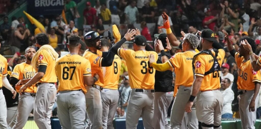 Aguilas irán hoy a partido crucial contra los Toros
