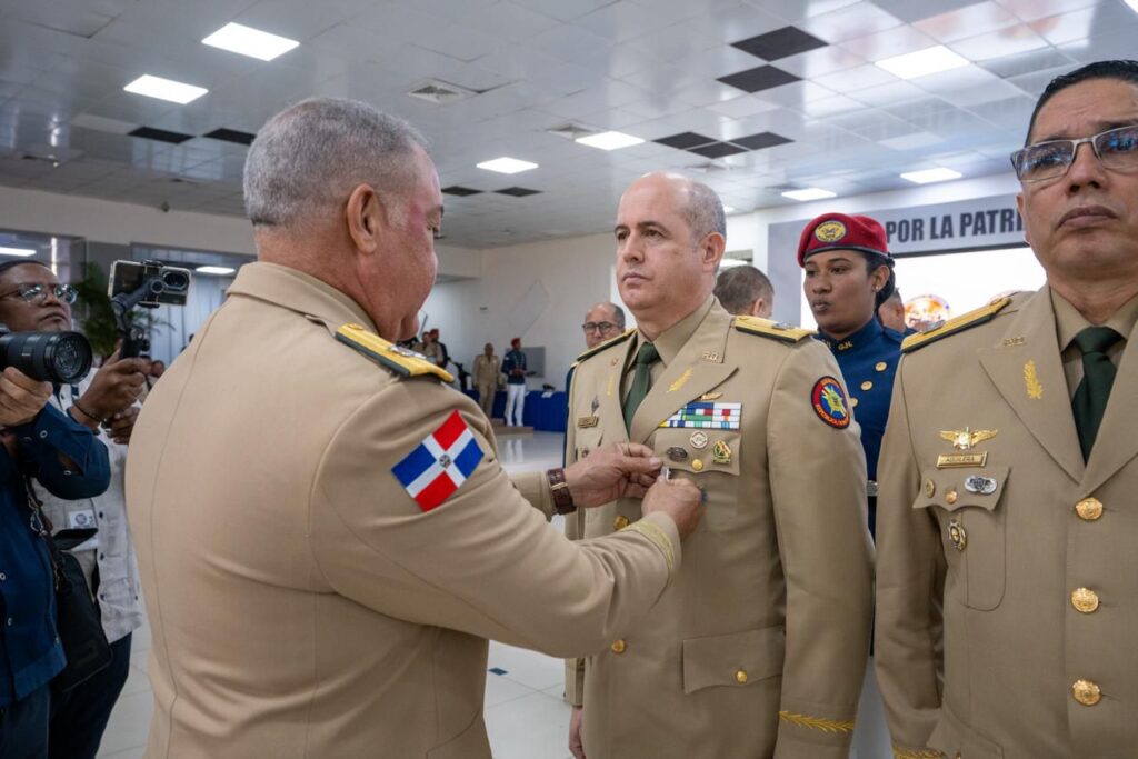 Ministerio de Defensa de la República Dominicana encabeza actos conmemorativos por el Día de las Fuerzas Armadas con reconocimientos a militares y civiles