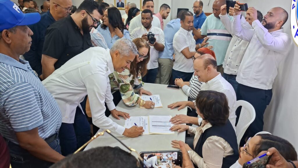PRM en Santiago inicia proceso de inscripción de aspirantes a cargos internos; autoridades vaticinan partido saldrá fortalecido