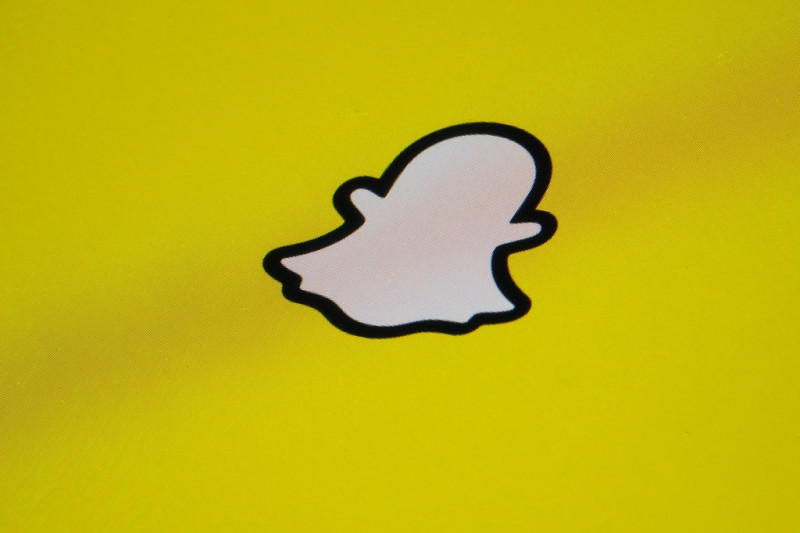 Snapchat elimina 1,000 puestos de trabajo por “eficiencia de la inteligencia artificial”