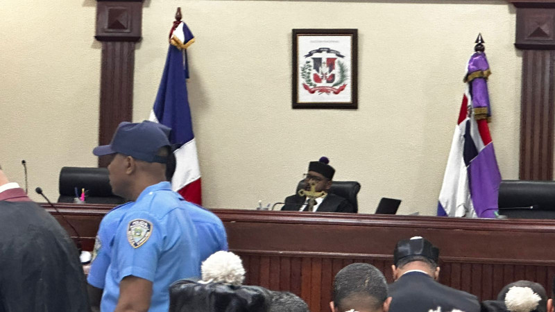 Juez inicia audiencia preliminar contra propietarios de la discoteca Jet Set